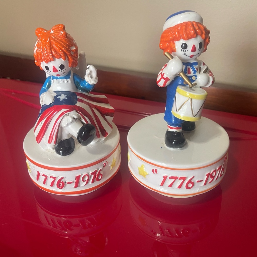 Set of 2 Vintage Patriotic Raggedy Ann Andy Wind up Musical Schmid Bros Japan